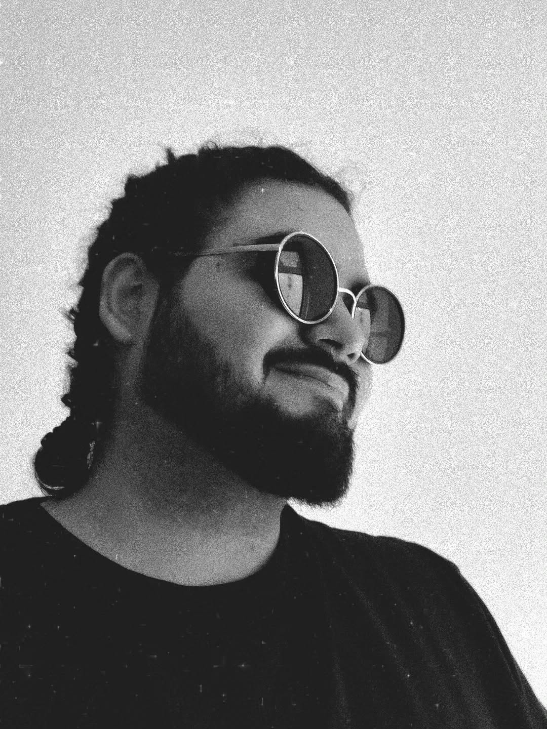 Just a cute photo I took earlier this year.
Feeling cute migth delete later :main: